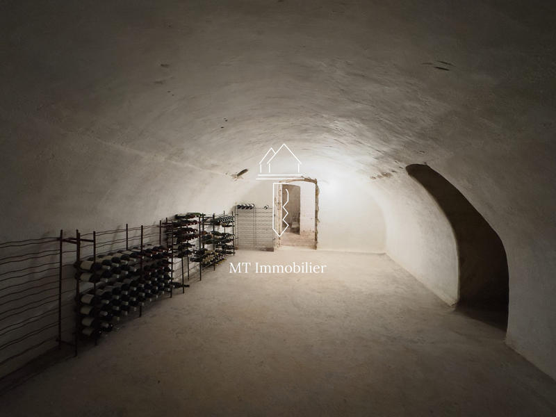 Maison - 257 m² - 10 pièces