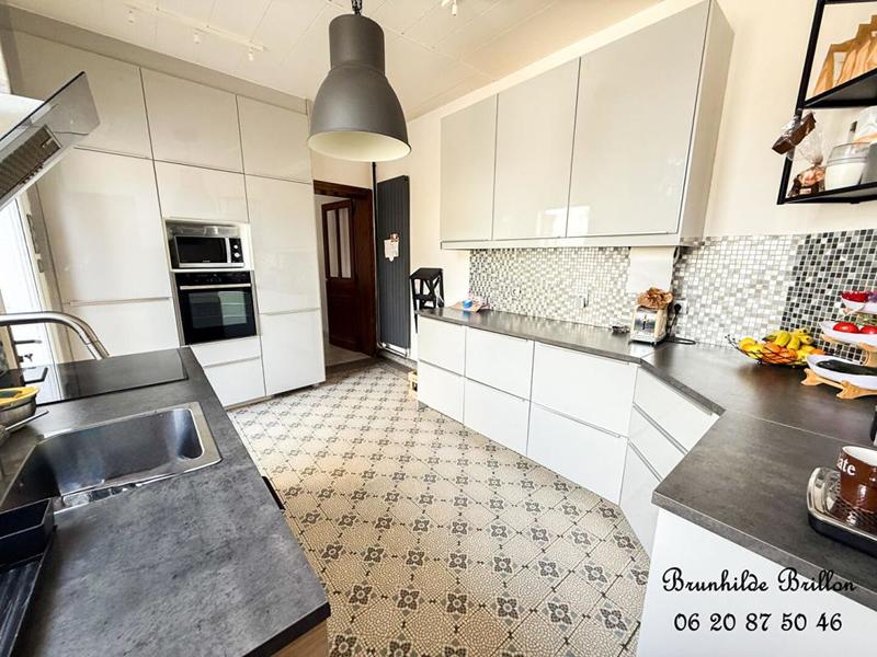 Maison - 160 m² - 6 pièces