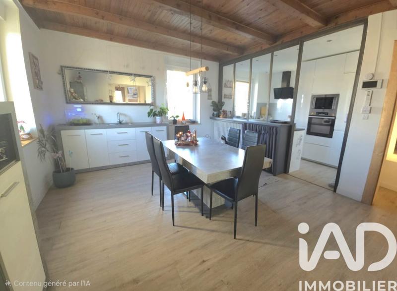 Appartement - 104 m² - 4 pièces