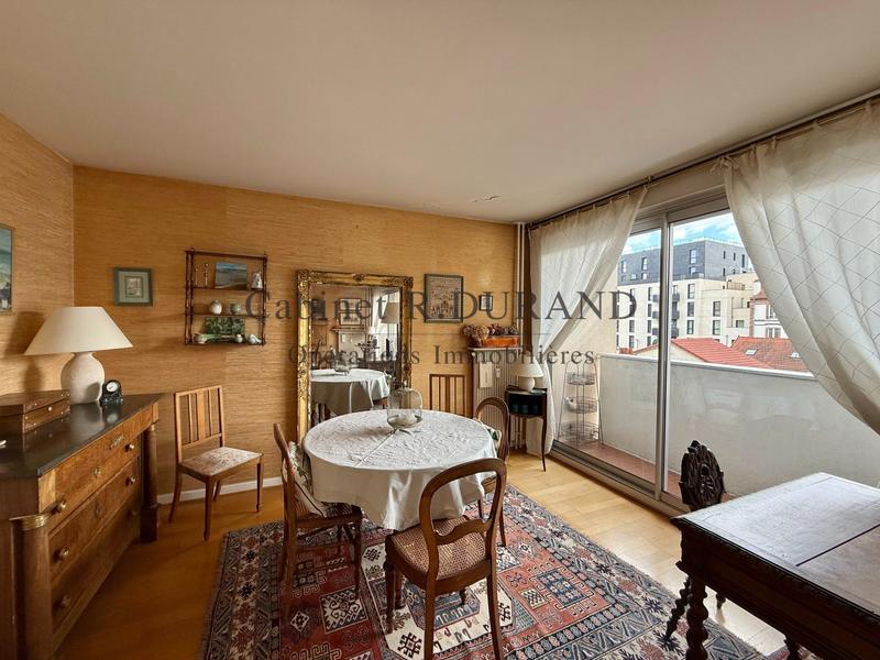 Appartement - 81 m² - 4 pièces