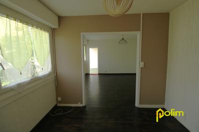 Appartement - 77 m² - 4 pièces