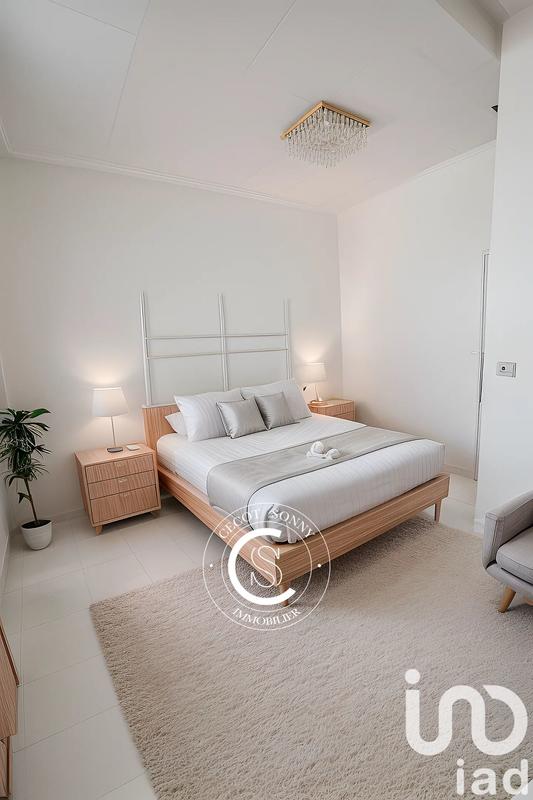 Maison de ville - 95 m² - 5 pièces