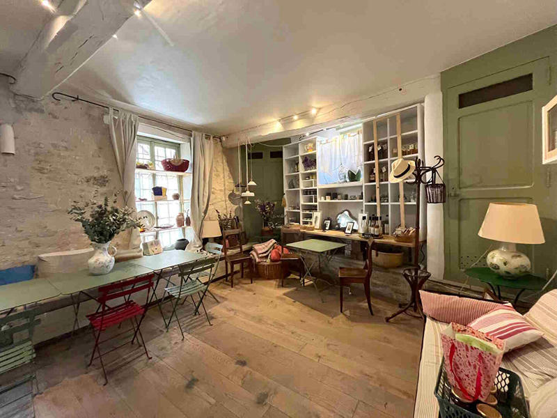 Maison - 184 m² - 6 pièces