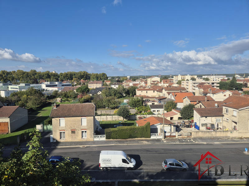 Appartement - 63 m² - 4 pièces