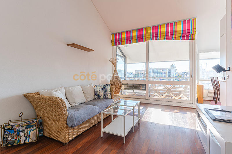 Appartement - 104 m² - 4 pièces