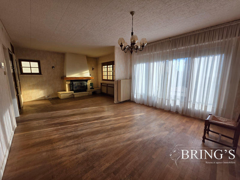 Maison - 102 m² - 5 pièces