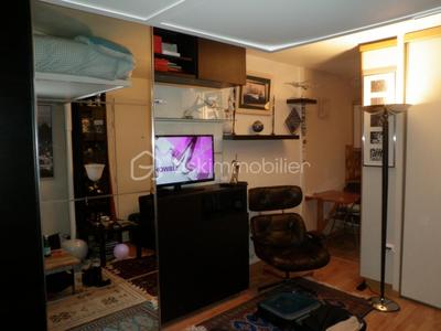 Studio - 25 m² - 1 pièce