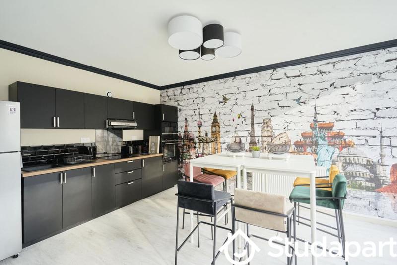 Chambre - 15 m² - 1 pièce