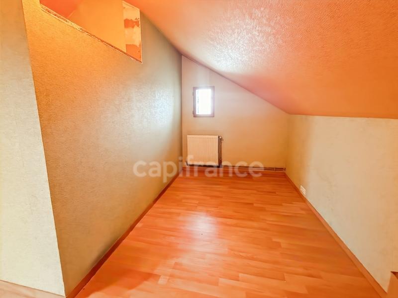 Immeuble - 193 m² - 9 pièces