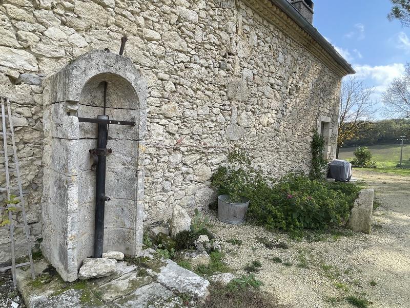 Maison - 390 m² - 11 pièces