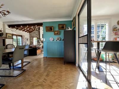 Maison - 151 m² - 6 pièces