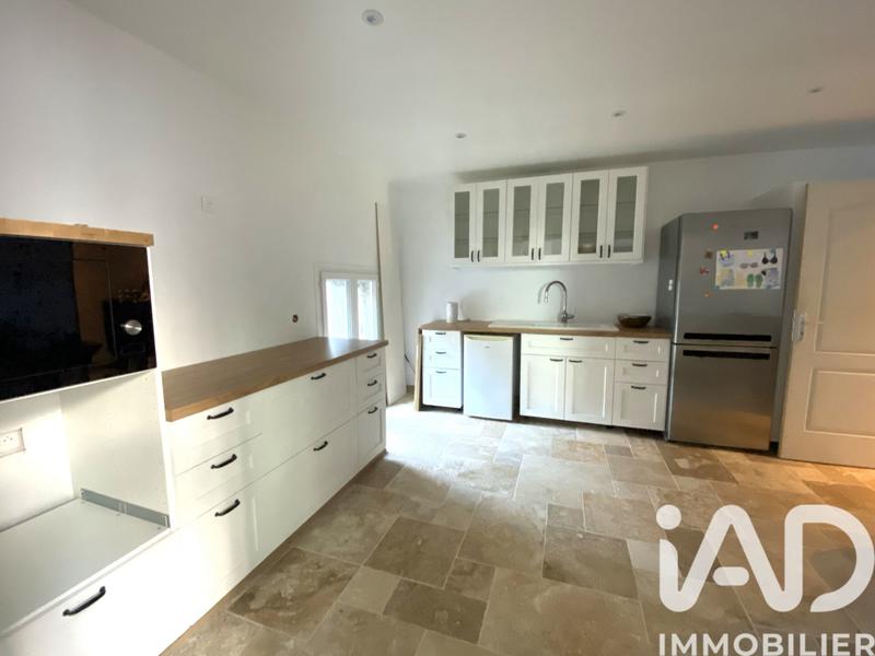 Maison - 211 m² - 9 pièces