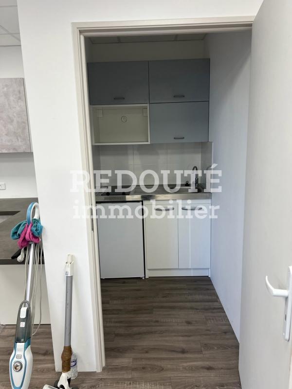 Entrepôt - 260 m² - 2 pièces