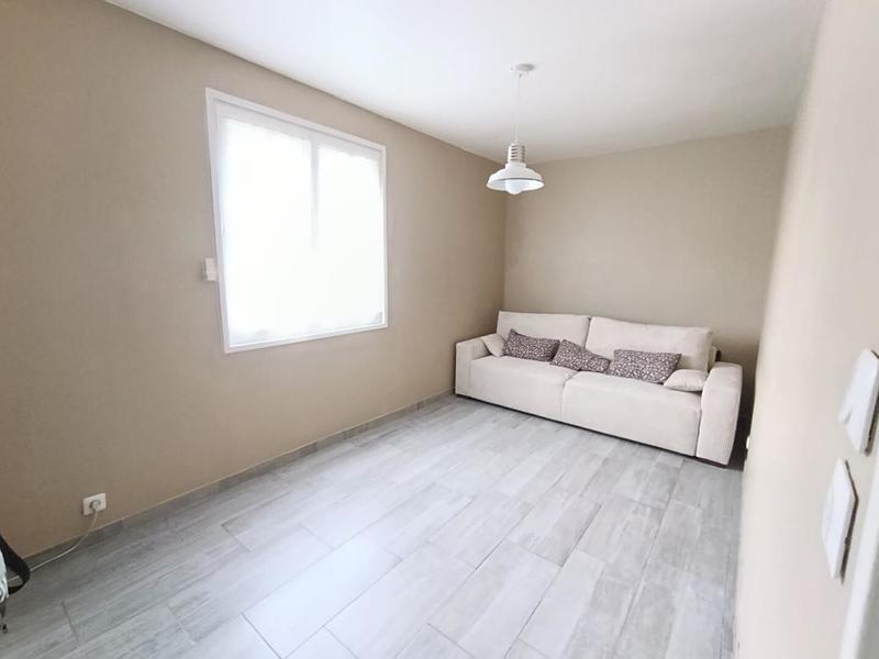 Maison - 105 m² - 6 pièces