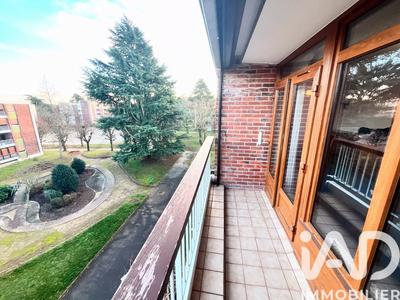 Appartement - 90 m² - 5 pièces