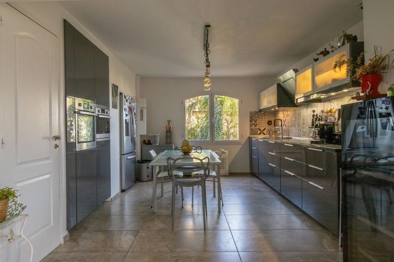 Maison - 145 m² - 5 pièces