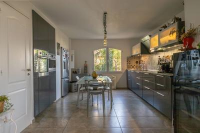 Maison - 145 m² - 5 pièces