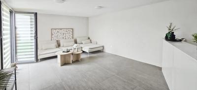 Maison - 230 m² - 7 pièces