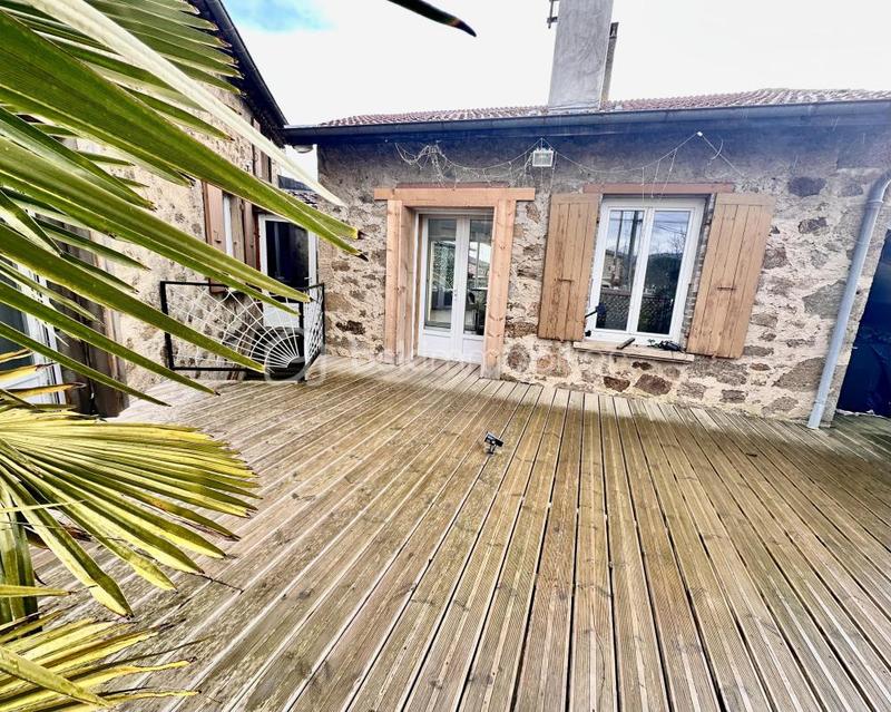 Maison en pierre - 112 m² - 4 pièces