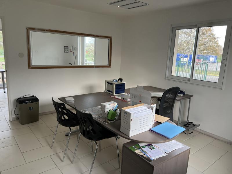 Local commercial - 305 m² - 5 pièces