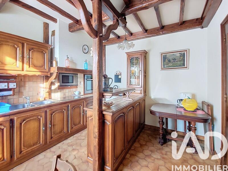 Maison - 300 m² - 10 pièces