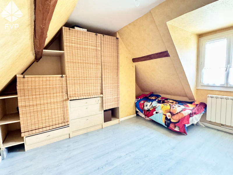 Maison - 98 m² - 4 pièces