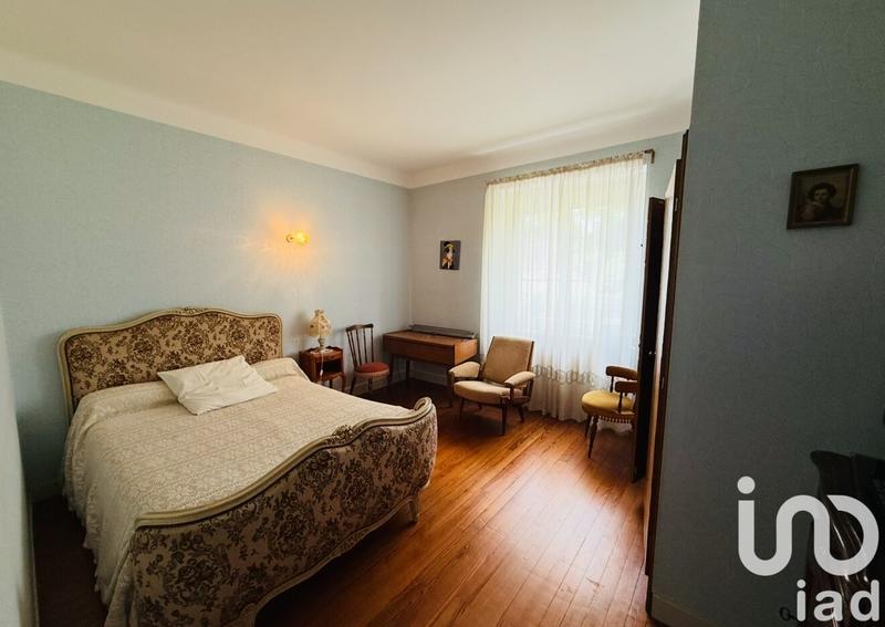 Maison - 288 m² - 12 pièces