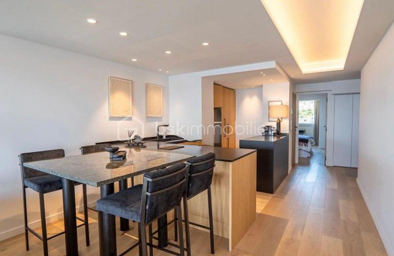 Appartement - 89 m² - 3 pièces