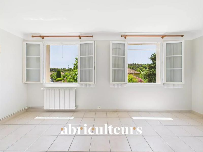 Maison - 94 m² - 5 pièces