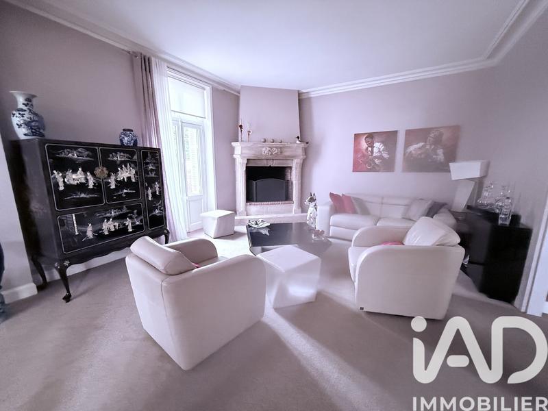 Maison de ville - 180 m² - 9 pièces