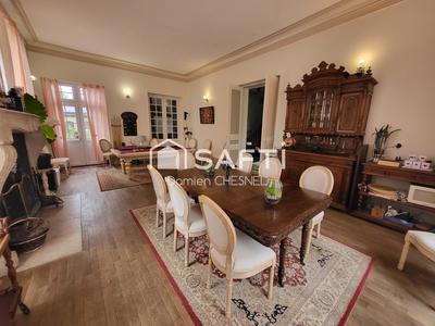 Propriété - 400 m² - 15 pièces