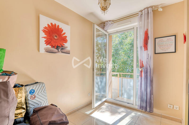 Maison - 203 m² - 7 pièces