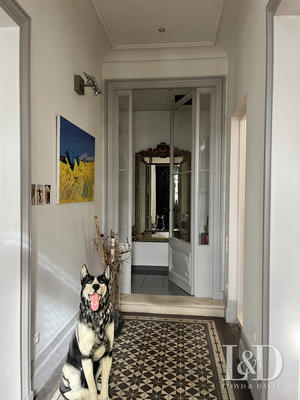 Maison - 235 m² - 8 pièces