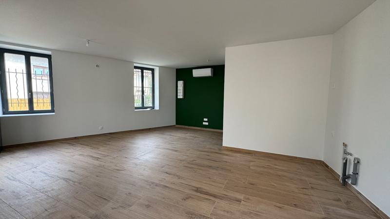 Maison - 92 m² - 5 pièces