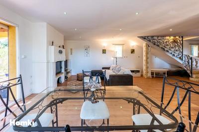 Villa - 185 m² - 5 pièces