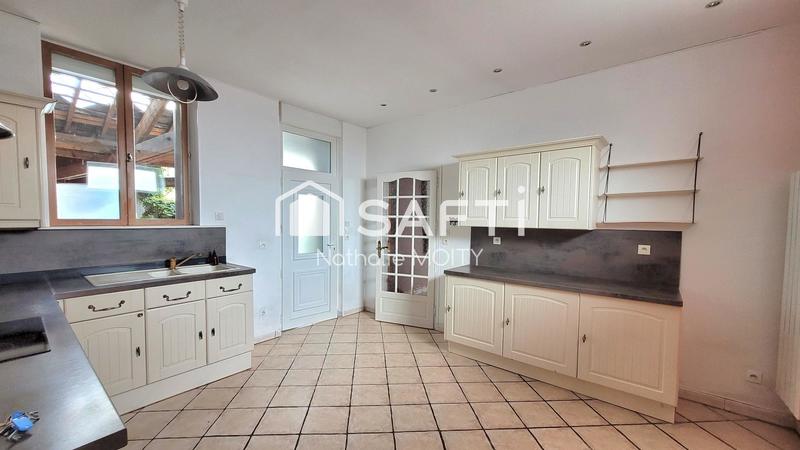 Maison - 143 m² - 5 pièces