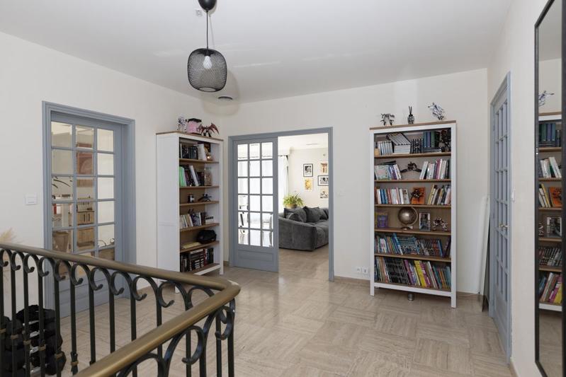 Maison - 180 m² - 6 pièces