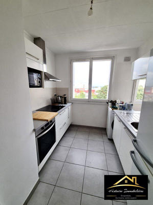 Appartement - 65 m² - 4 pièces