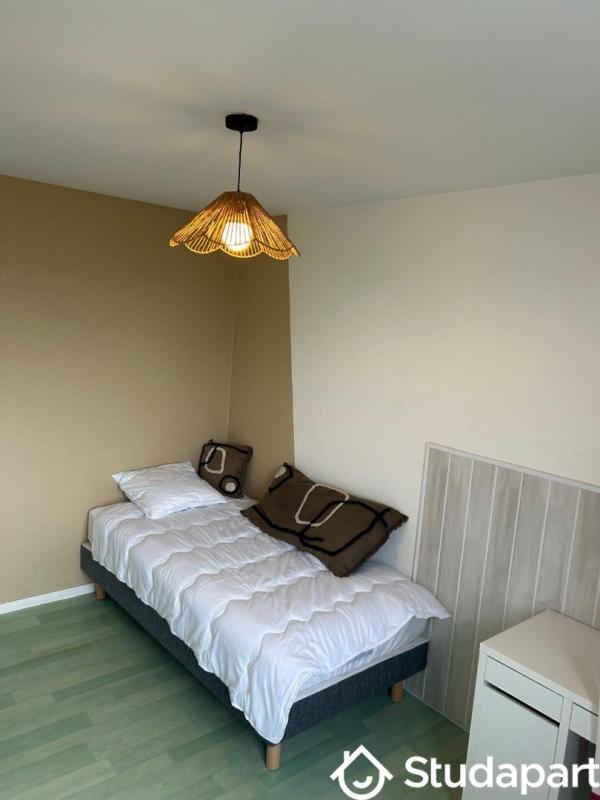 Chambre - 12 m² - 1 pièce