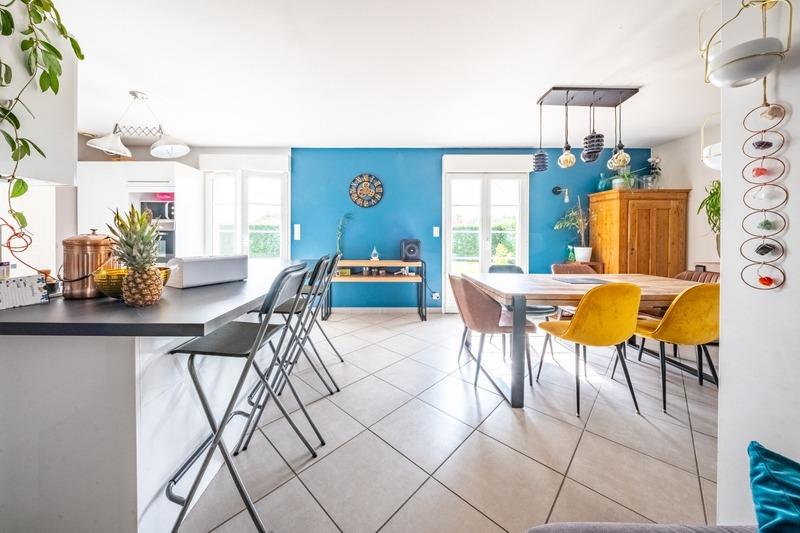 Maison - 110 m² - 6 pièces
