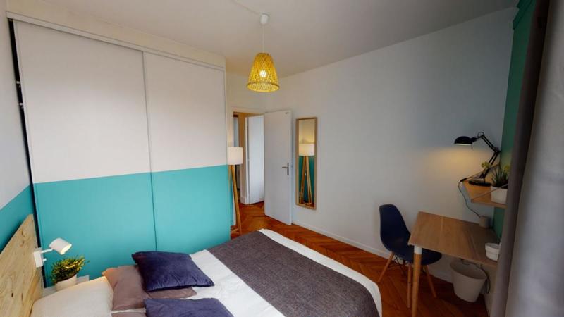 Chambre - 11 m² - 6 pièces