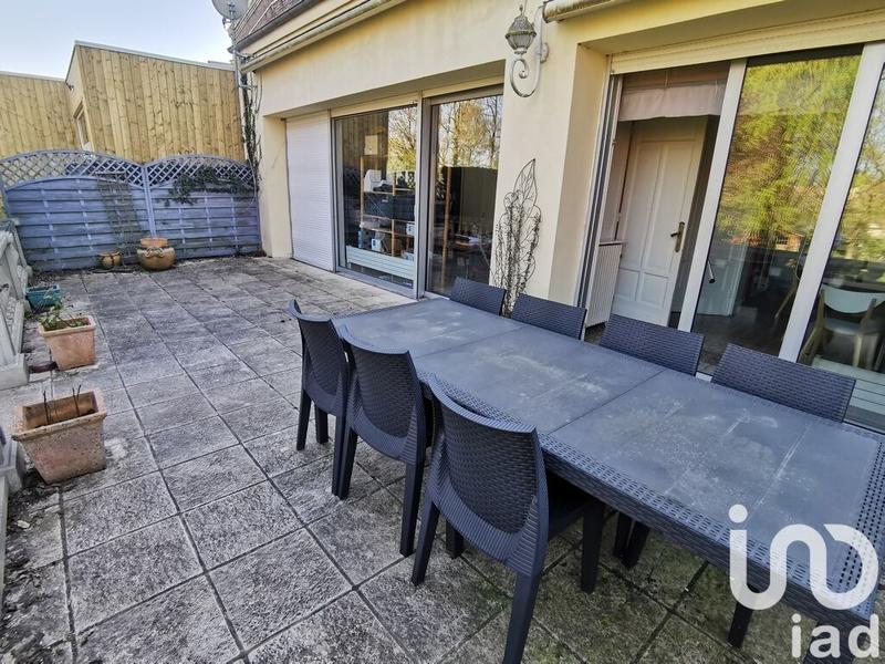 Maison - 320 m² - 12 pièces