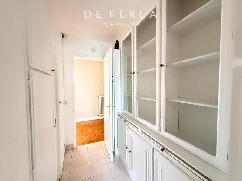 Appartement - 80 m² - 3 pièces