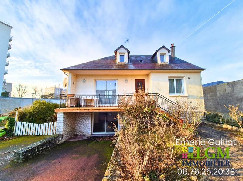 Maison - 173 m² - 8 pièces