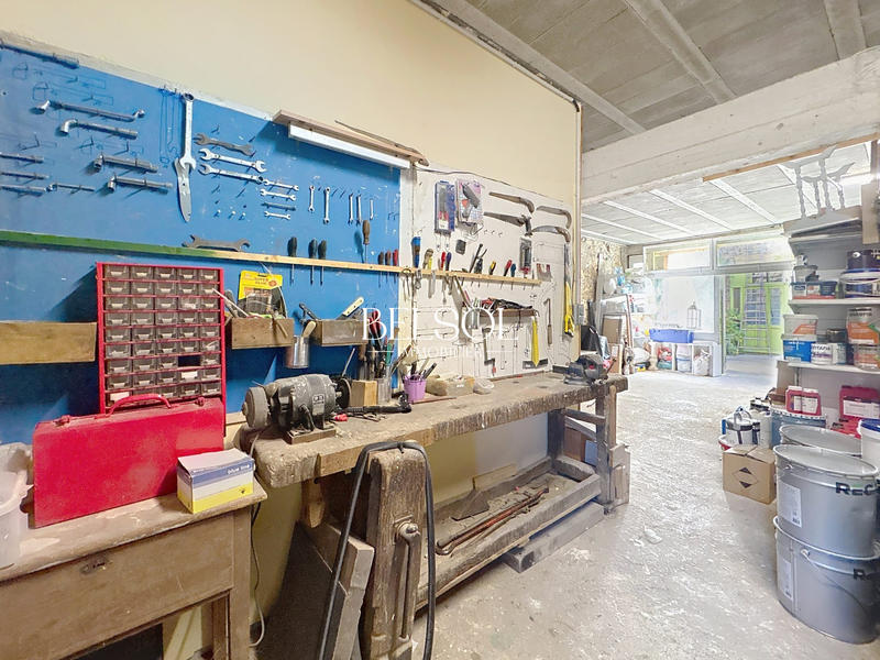 Maison - 210 m² - 6 pièces