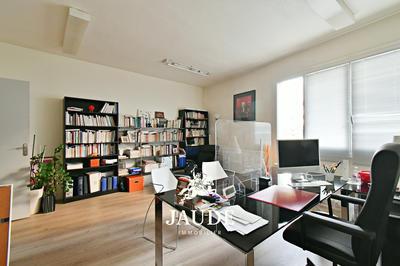 Bureau - 96 m²