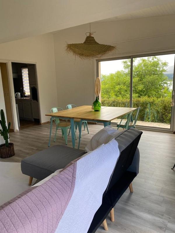 Maison - 95 m² - 4 pièces