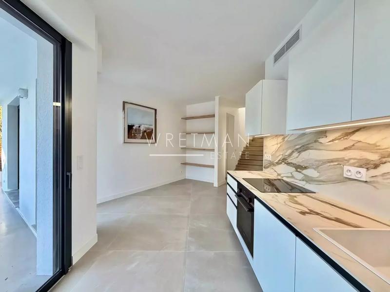 Villa - 212 m² - 7 pièces