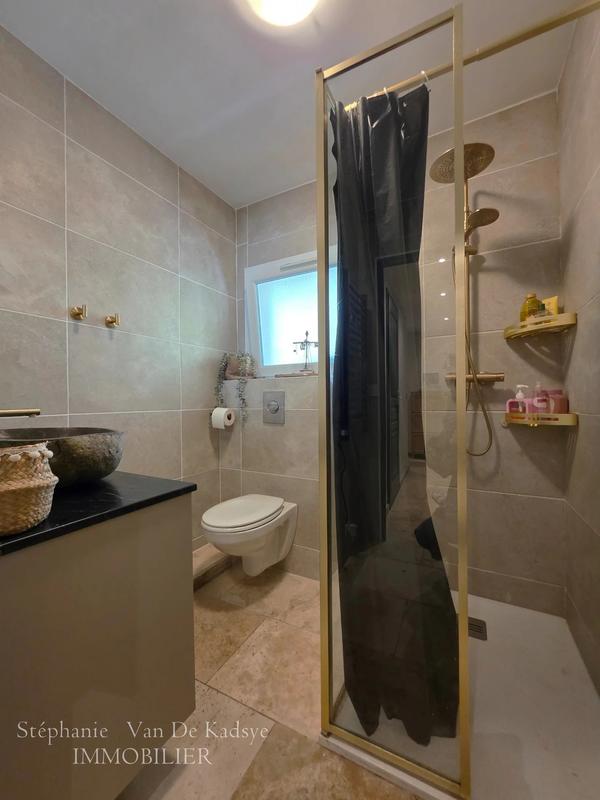 Appartement - 93 m² - 5 pièces