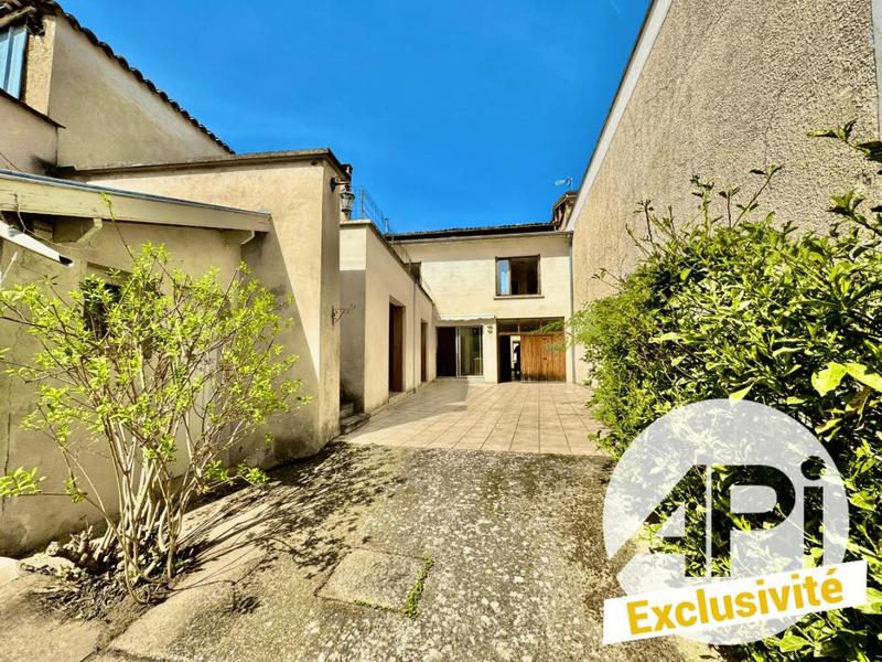 Maison - 168 m² - 6 pièces